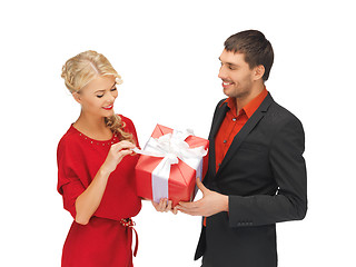 Image showing man and woman with present