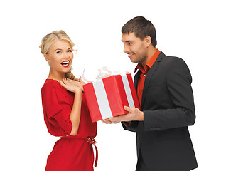 Image showing man and woman with present