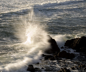 Image showing wave crashing