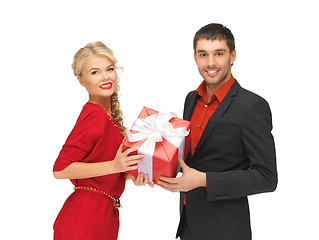 Image showing man and woman with present