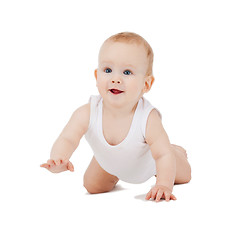 Image showing crawling baby boy