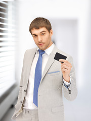 Image showing businessman with credit card