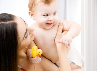 Image showing baby boy in mother hands