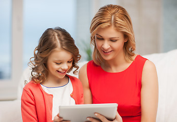 Image showing mother and daughter