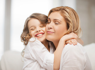 Image showing mother and daughter