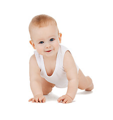 Image showing crawling baby boy