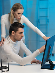 Image showing man and woman in laboratory