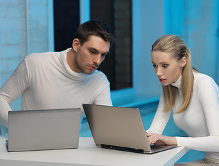 Image showing man and woman in laboratory