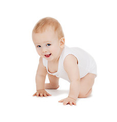 Image showing crawling baby boy