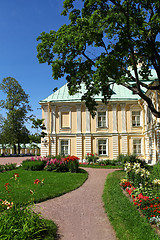 Image showing Garden Walkway