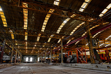 Image showing Interior of a vehicle repair station