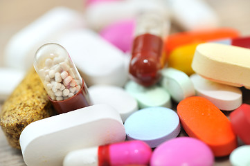 Image showing Assorted pills 