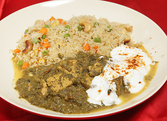 Image showing Chicken saag meal with veg pulao