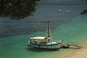 Image showing Boat anchorer on beach