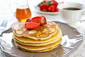 Image showing Pancake with strawberry