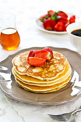 Image showing Pancake with strawberry