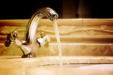 Image showing Hotel bathroom