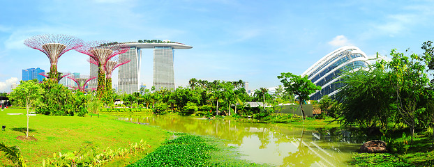 Image showing Gardens by the Bay 