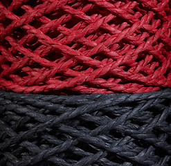 Image showing black and red twine
