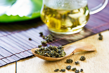 Image showing Oolong Tea leaf