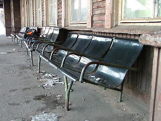 Image showing old trainstation seats