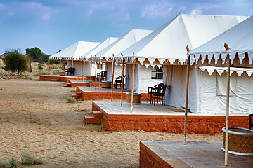 Image showing Tents in the Indian desert - tourist camp