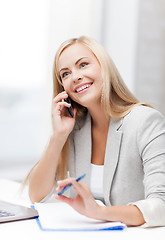 Image showing businesswoman with phone