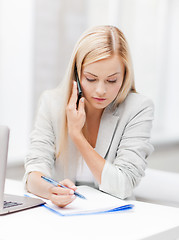 Image showing businesswoman with phone