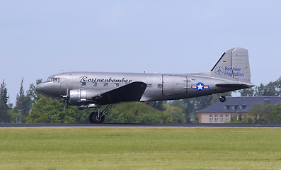 Image showing Douglas DC-3 Dakota