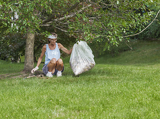 Image showing Summer Leaf Clean Up