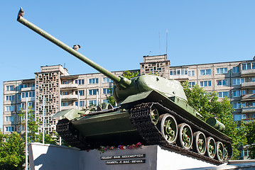 Image showing soviet tank t34 monument in Kaliningrad