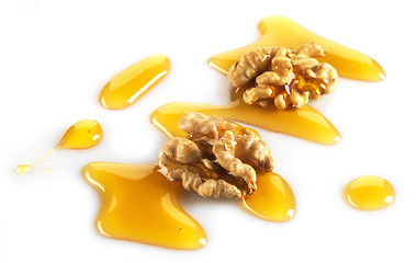 Image showing walnuts and maple syrup