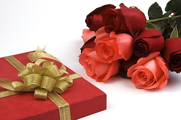 Image showing Rose With Gift Box