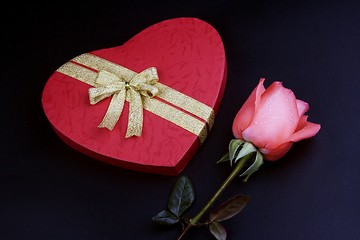 Image showing Pink Rose With Gift Box