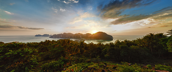 Image showing Sunset on the tropical Phi Phi island, Thailand