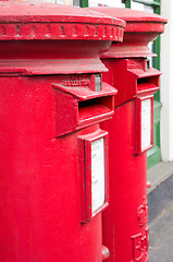 Image showing British red mail box