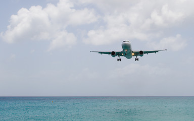 Image showing Airplane landing 