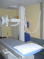 Image showing x-ray machine and table