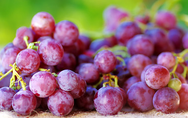 Image showing red grape fruit, on table