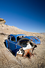 Image showing abandoned blue car