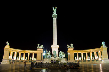 Image showing Heroes Square