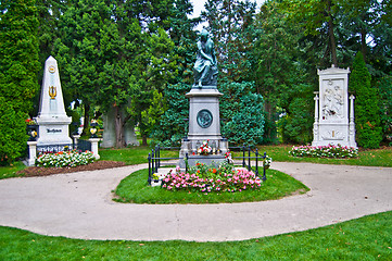 Image showing graves of Beethoven, Mozart and Schubert