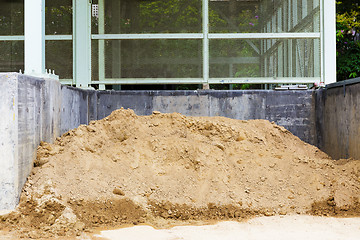 Image showing Messy construction site