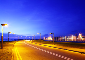 Image showing Empty asphalt road at night