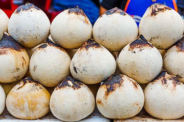 Image showing Young coconut drinks