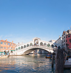 Image showing Rialto Bridge (Ponte Di Rialto) in Venice, Italy on a sunny day