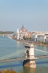 Image showing Szechenyi suspension bridge in Budapest, Hungary the Parliament 