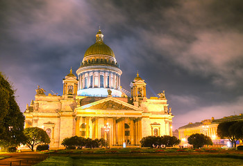 Image showing Saint Isaac's Cathedral (Isaakievskiy Sobor) in Saint Petersburg