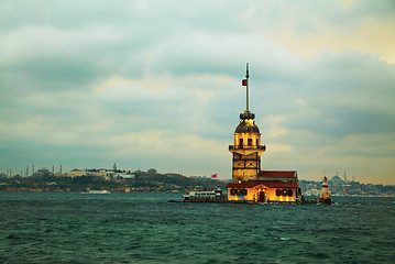 Image showing Maiden's island in Istanbul, Turkey