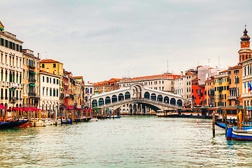 Image showing Rialto Bridge (Ponte Di Rialto) in Venice, Italy